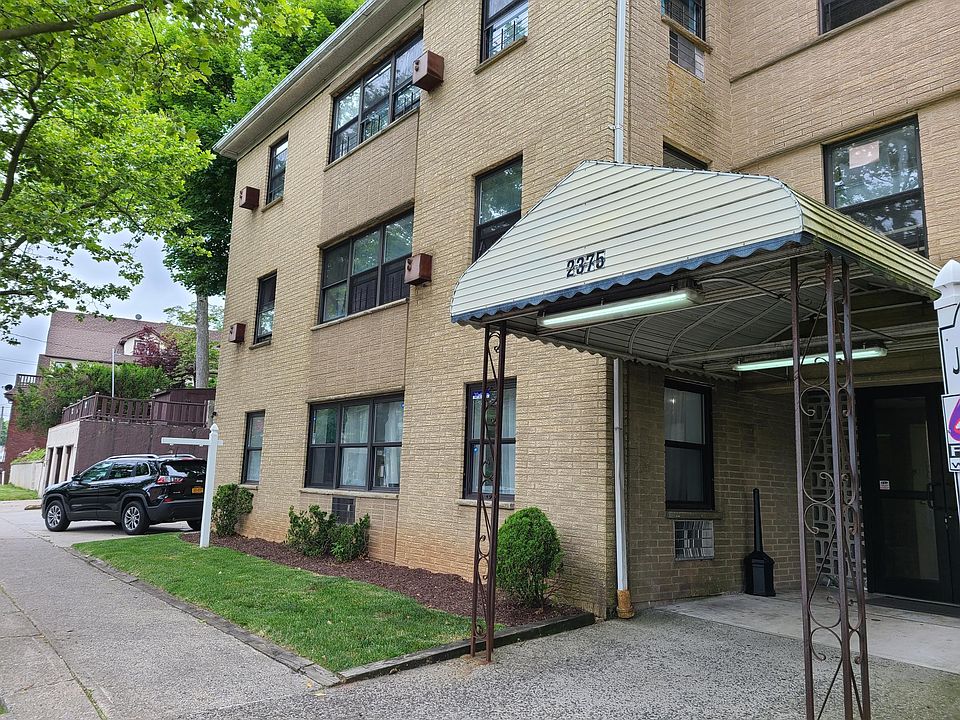 View of parking spots (on both sides of building).