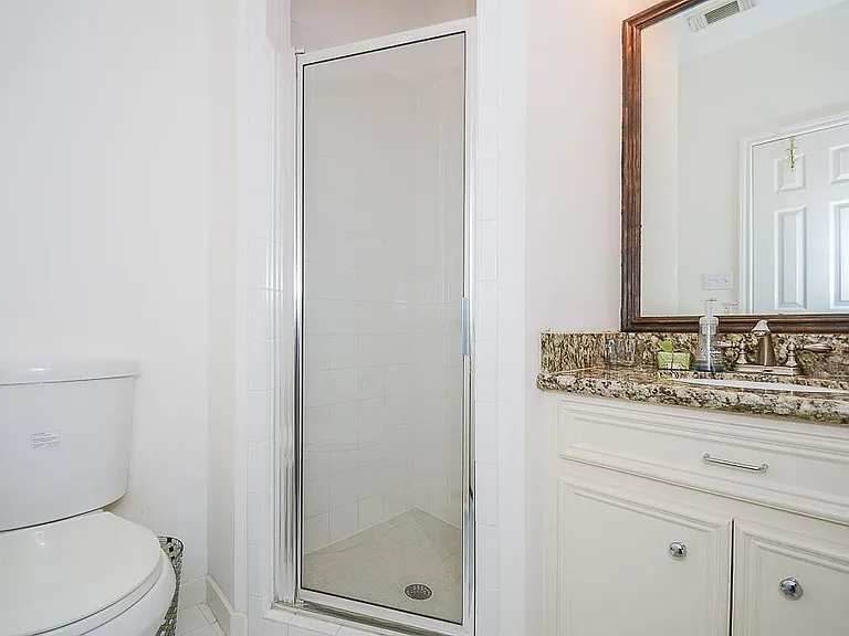2022 Fairview Ave — Photo 33