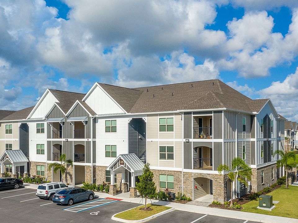 The Palm Bay Grand Apartments - 145 Cinnamon Cove Dr Melbourne FL | Zillow