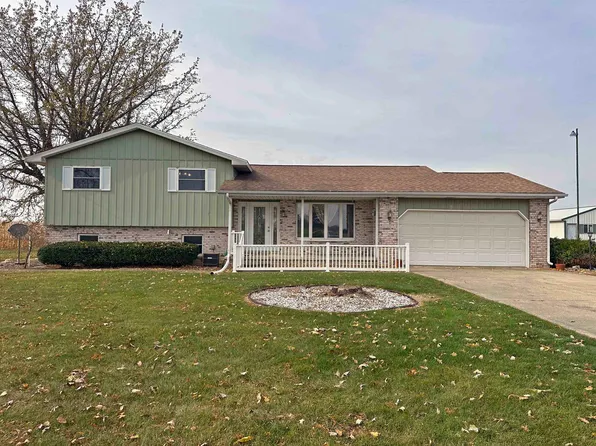 19102 Bueche Rd, New Lothrop, MI 48460