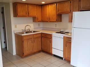 9050 W Harristown Blvd APT 17, Niantic, IL 62551