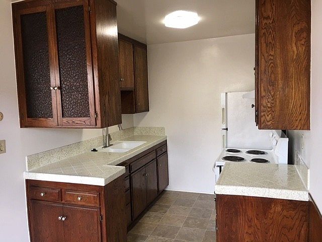 1st image of 4460 Cleveland Ave APT 6