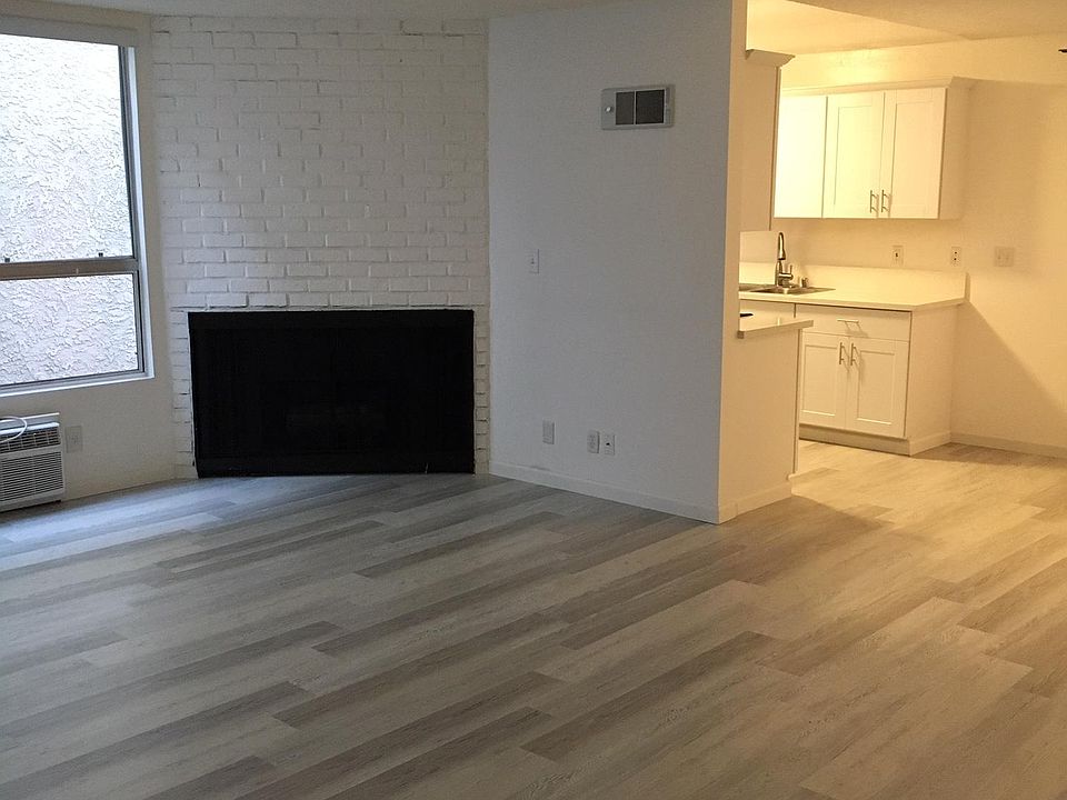 1st image of 1236 Amherst Ave