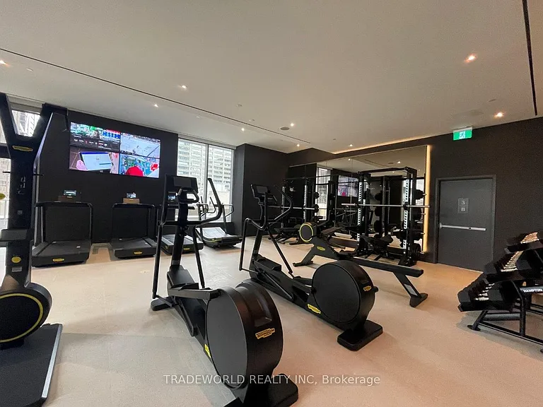 11 Yorkville Ave #5302 — Photo 43