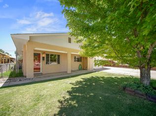2321 E 13th St, Farmington, NM 87401