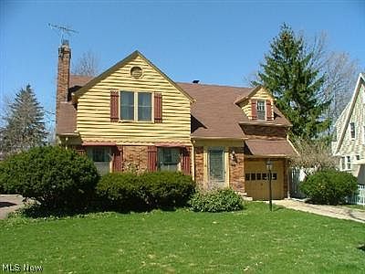 1st image of 246 Stanford Dr