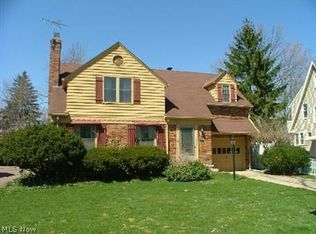 246 Stanford Dr, Berea, OH 44017