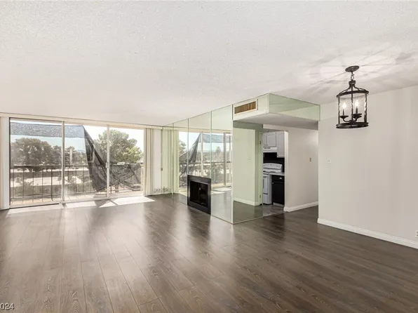 730 S Royal Crest Cir Unit 441, Las Vegas, NV 89169