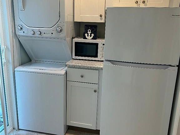 5th image of 88 Old Post Rd Unit C