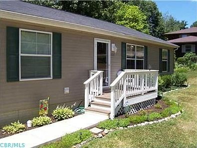 2nd image of 521 Lynwood Ln