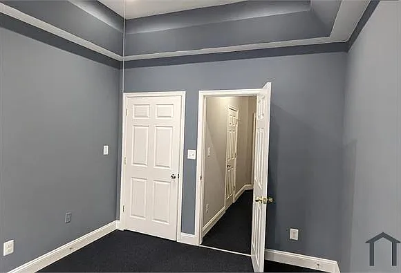 400 N Port St — Photo 16