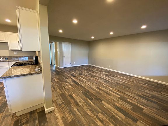 3rd image of 427 W Gladstone St APT 2