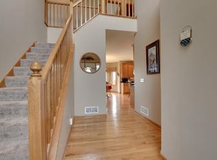 29218 Scenic Dr, Chisago City, MN 55013