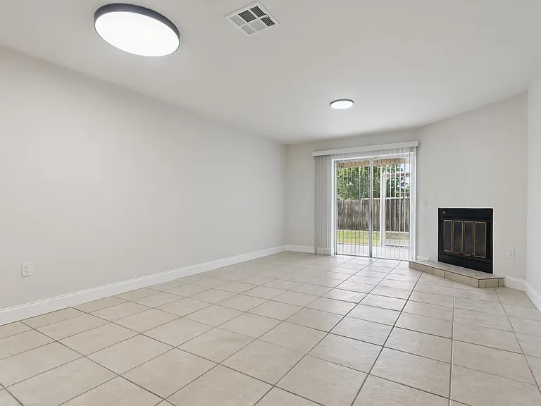 1514 Clearlake Rd #100 — Photo 6