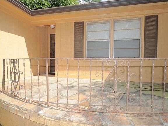 Large front porch and back patio
