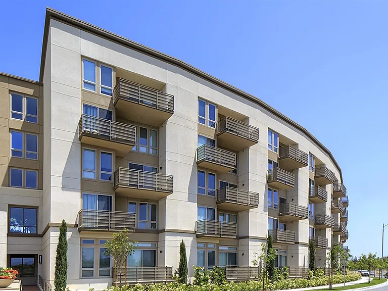 River View Apartment Homes — Photo 22