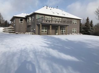 875 Fribourg Ct, Victoria, MN 55386