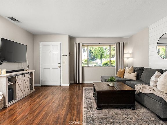 5th image of 3315 Silverbell Rd