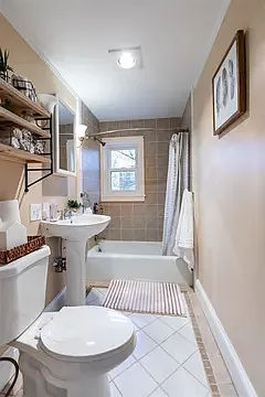 20 Badger St — Photo 15