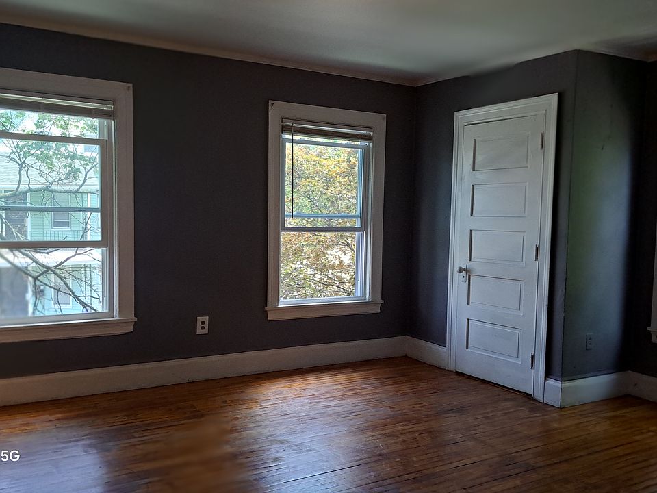 1st image of 50 Fruit St #2