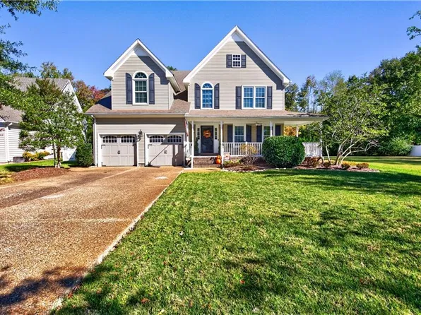 4233 Feather Ridge Dr, Virginia Beach, VA 23456