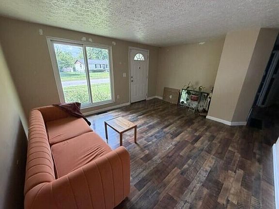 3rd image of 3426 Bruceton Ave