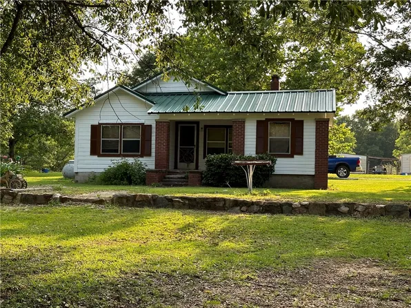 1601 County Road 38, Notasulga, AL 36866