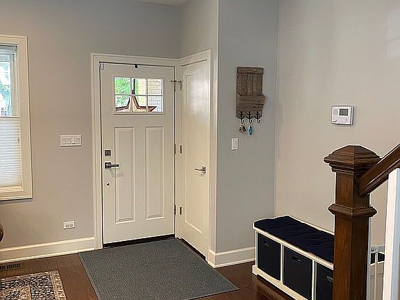 Front entry / closet