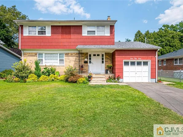 747 Beverly Rd, Rahway, NJ 07065