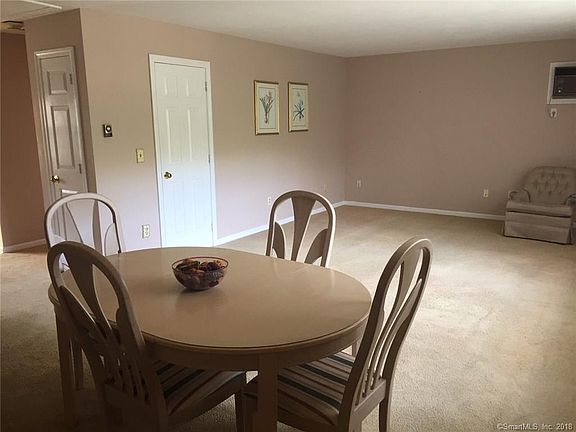 3rd image of 43 Brantwood Dr #43