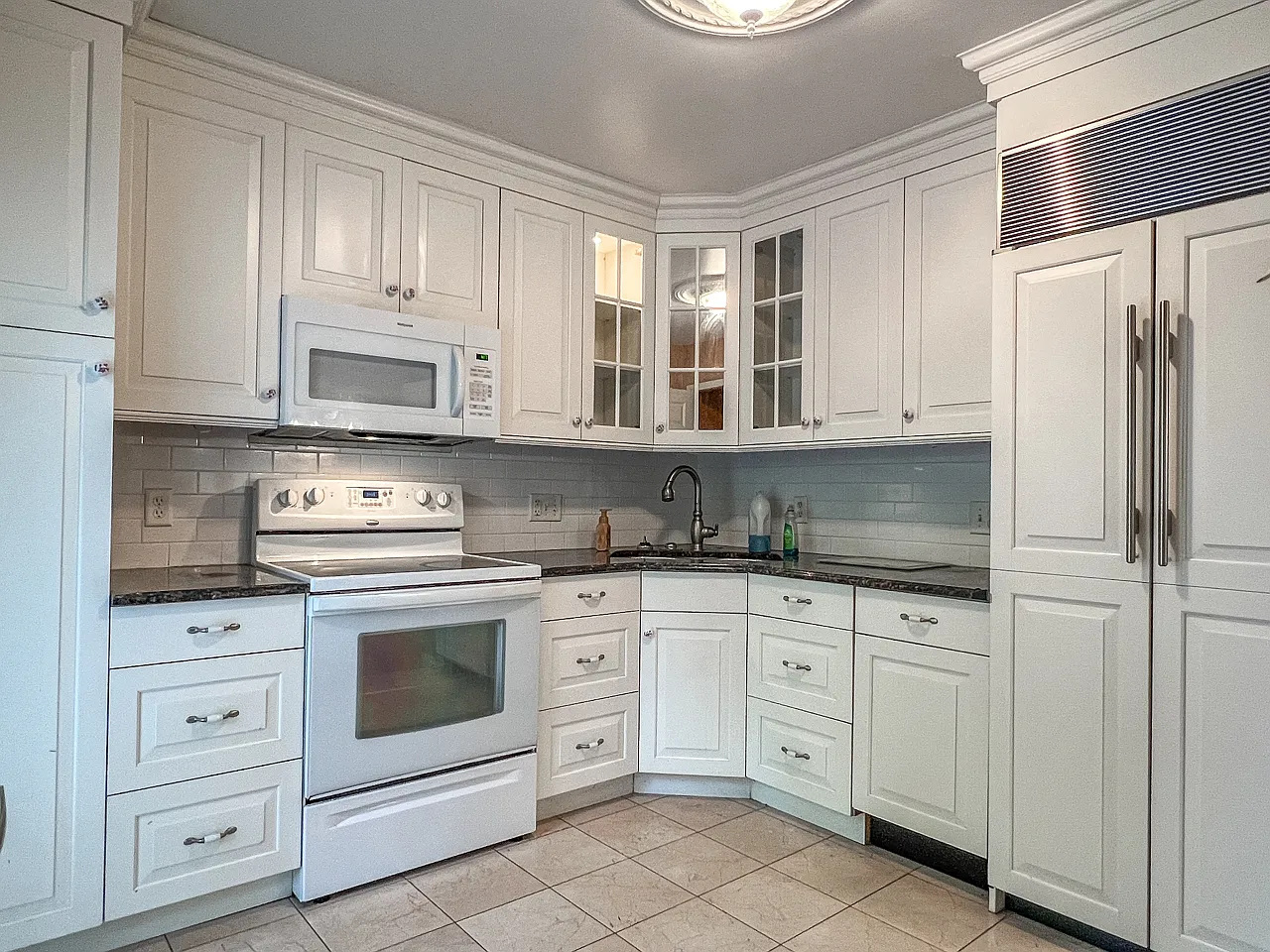 102 Raymbault Drive - 1 — Photo 2