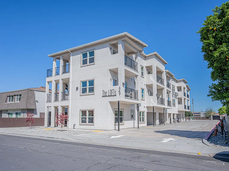 649 Stewart St #201 — Photo 20