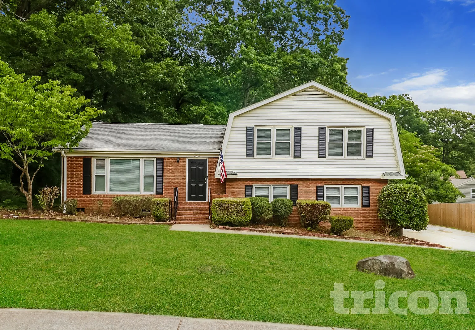 6010 Sullins Road Charlotte NC — Photo 1