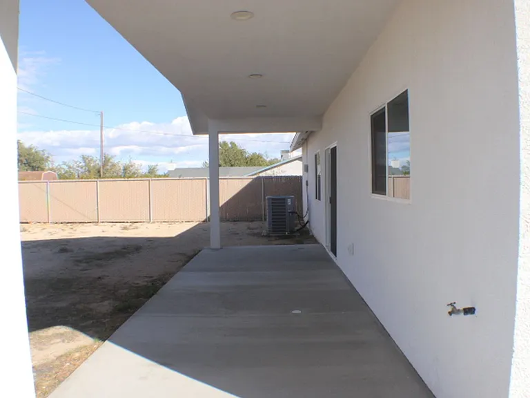 7820 Bay Ave — Photo 14