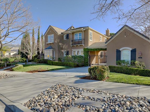 2nd image of 2322 Larkspur Canyon Dr