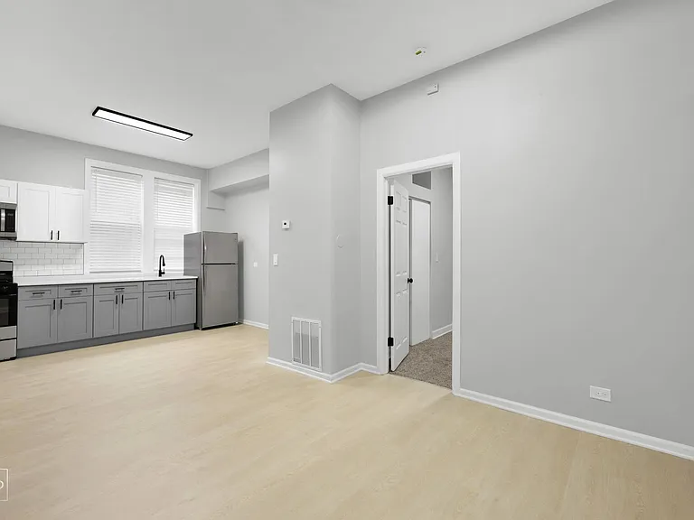 2542 S Trumbull — Photo 3
