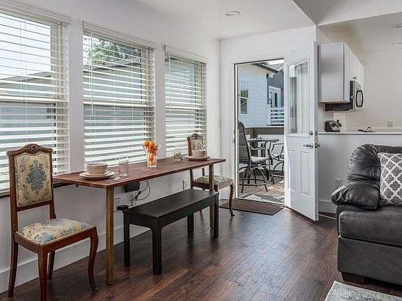 4th image of 2909B Bronte Ave