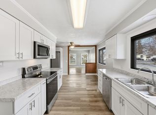 566 E 10th St, Marysville, OH