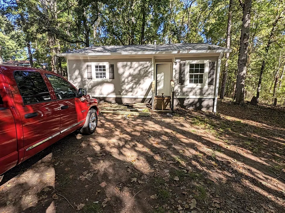 123 Kathryn Rd