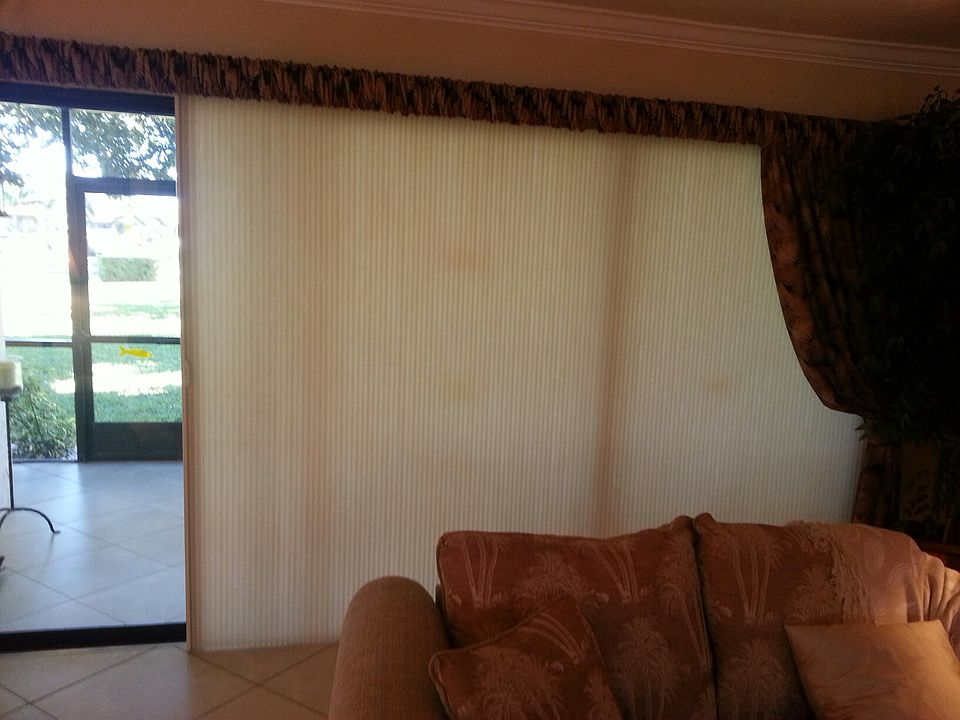 Custom gliders Living area