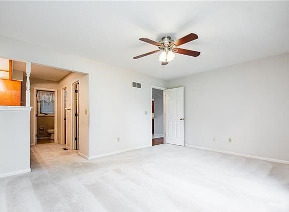 4th image of 12508 E 86th Ter