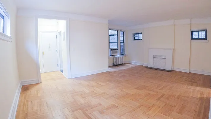 Rented by Urban Real Estate Inc | media 14