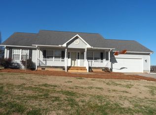 319 Williams Farm Rd, Westminster, SC 29693