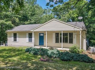 71 Papoose Dr, Auburn, PA 17922