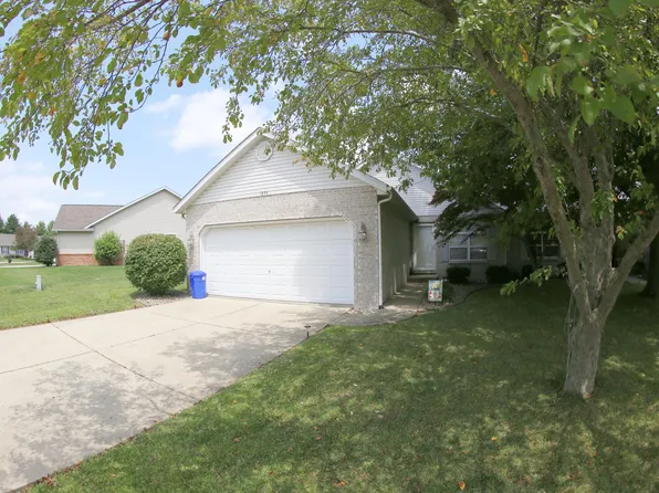 1854 Galway Dr, Belleville, IL 62221