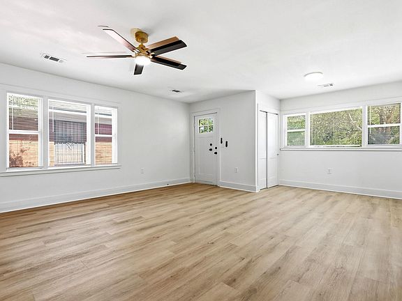4th image of 1808 Bishop St