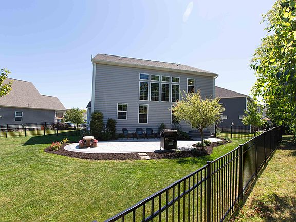 4th image of 4865 Sheffield Way