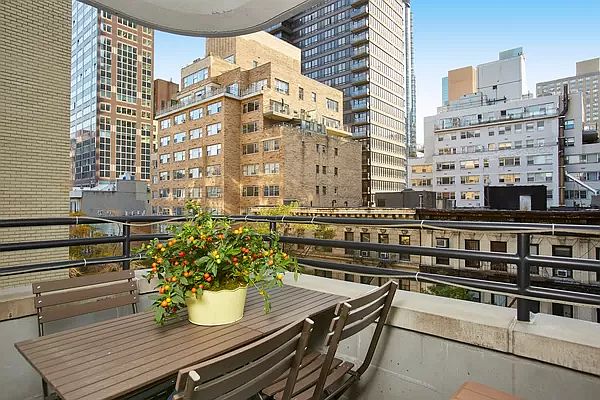 1st image of 309 E 49th St APT 8E