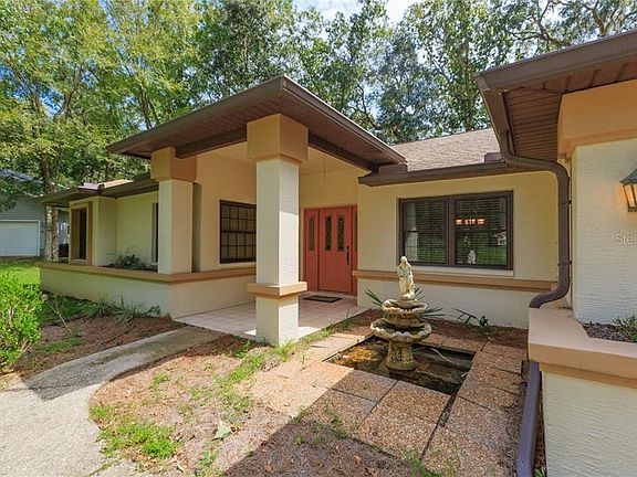 2nd image of 625 Erin Way