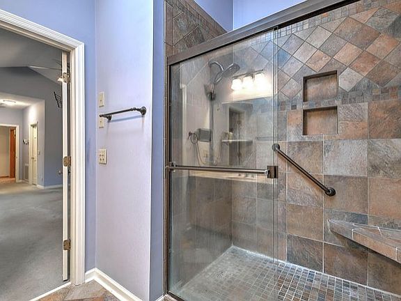 3rd image of 1509 Burgh Heath Dr